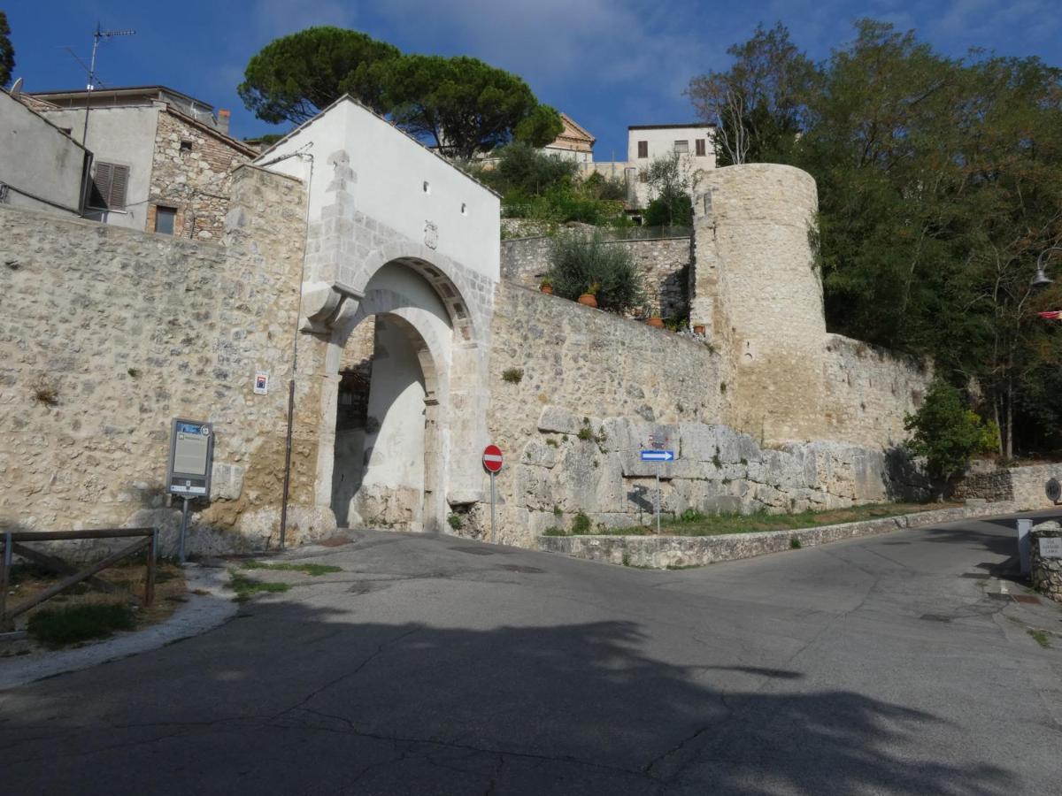 SCAPPO IN UMBRIA, Porta Leone Villa Amelia Esterno foto